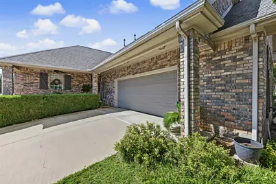 8955 Leslie Court, Benbrook, TX 76126 - Photo 4