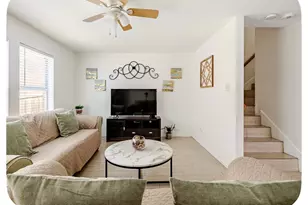2330 Kingsway Dr, Arlington, TX 76012 - Photo 6