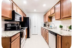 2330 Kingsway Dr, Arlington, TX 76012 - Photo 8
