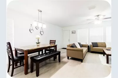 2330 Kingsway Drive, Arlington, TX 76012 - Photo 12