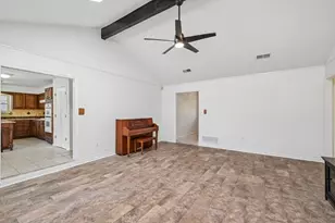 4609 Lester Dr, Arlington, TX 76016 - Photo 10