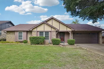 4609 Lester Drive, Arlington, TX 76016 - Photo 2