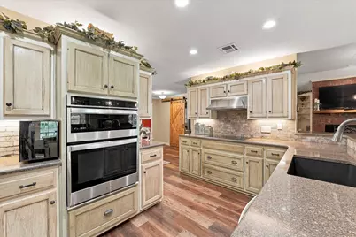 1600 Fox Ridge Road, Lorena, TX 76655 - Photo 8