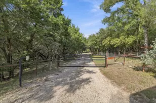 1600 Fox Ridge Rd, Lorena, TX 76655 - Photo 34