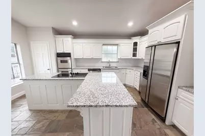 3911 White Settlement Road, Fort Worth, TX 76107 - Photo 2