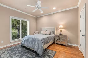 2119 N Fielder Rd, Arlington, TX 76012 - Photo 20