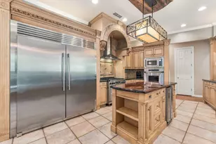 2119 N Fielder Rd, Arlington, TX 76012 - Photo 12