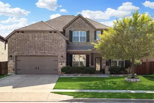 1049 Mesa Crest Dr, Fort Worth, TX 76052 - Photo 2