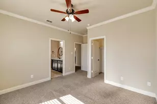 1049 Mesa Crest Dr, Fort Worth, TX 76052 - Photo 32