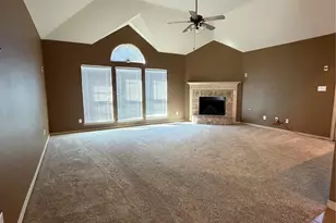 13733 Alterna Dr, Fort Worth, TX 76052 - Photo 6
