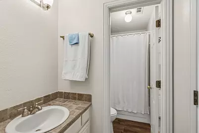 2104 Emerald Lake Drive, Arlington, TX 76013 - Photo 28