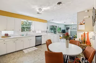 8125 Hunnicut Rd, Dallas, TX 75228 - Photo 10