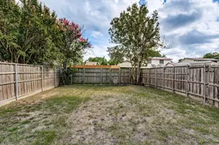 2018 Vail Dr, Garland, TX 75044 - Photo 22