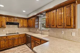 1919 Baylor Dr, Richardson, TX 75081 - Photo 14
