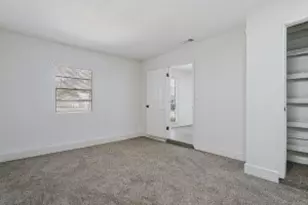 404 Limestone Dr, Euless, TX 76039 - Photo 16