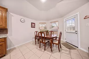 7043 Granville Ct, Dallas, TX 75249 - Photo 14