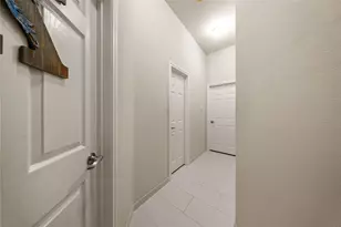 7043 Granville Ct, Dallas, TX 75249 - Photo 16