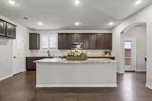2113 Almassera Dr, Little Elm, TX 75068 - Photo 8
