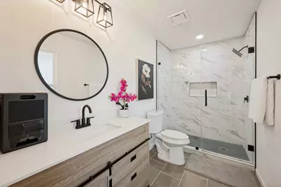 2620 Avenida Loop, Irving, TX 75062 - Photo 6