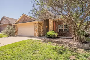 10100 Cougar Tr, Fort Worth, TX 76108 - Photo 2