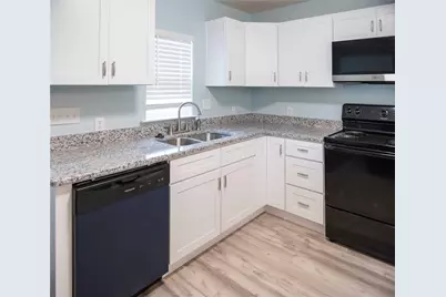 506 W 7th Street, Bonham, TX 75418 - Photo 12