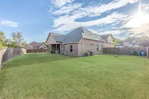 1037 Addison Ave, Pottsboro, TX 75076 - Photo 6