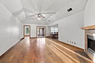 338 Egret Cir, East Tawakoni, TX 75472 - Photo 4