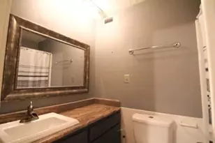 2714 McCart Ave, Fort Worth, TX 76110 - Photo 20