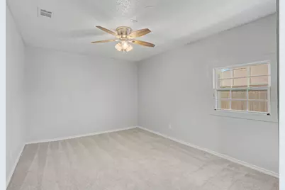 114 Prairie Creek Circle, Princeton, TX 75407 - Photo 14