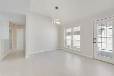 7016 Snowivy Court, Arlington, TX 76001 - Photo 12