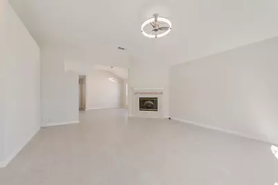 7016 Snowivy Court, Arlington, TX 76001 - Photo 10
