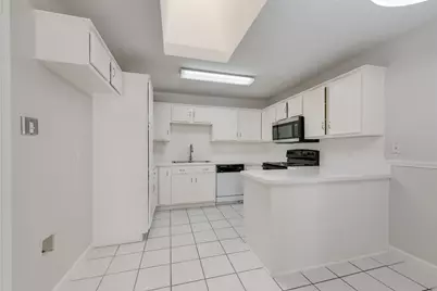 7016 Snowivy Court, Arlington, TX 76001 - Photo 14