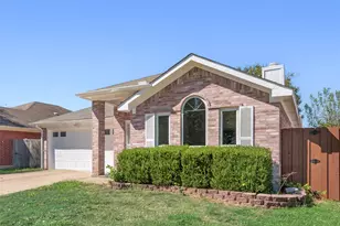 7016 Snowivy Ct, Arlington, TX 76001 - Photo 2