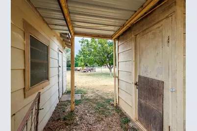 1201 N 10th Street, Ballinger, TX 76821 - Photo 38
