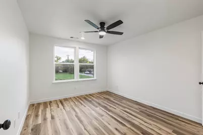 104 E Miller, Whitewright, TX 75491 - Photo 24