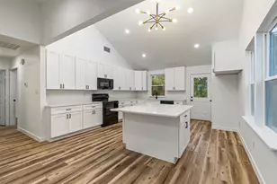 104 E Miller, Whitewright, TX 75491 - Photo 10