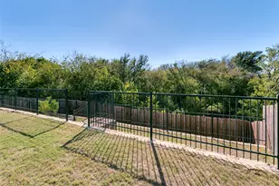 300 Balcones Dr, Fort Worth, TX 76108 - Photo 24
