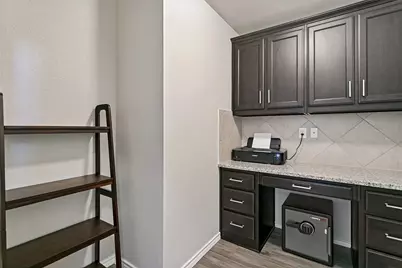 300 Balcones Drive, Fort Worth, TX 76108 - Photo 20