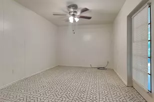 605 Thompson Dr, Saginaw, TX 76179 - Photo 8