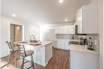 6215 Roby Drive, Arlington, TX 76001 - Photo 8