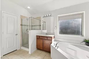 1301 Lasso Dr, Little Elm, TX 75068 - Photo 24