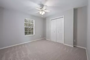 9612 E Oaks Ln, Irving, TX 75063 - Photo 20
