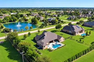 909 Amblewood Dr, Lucas, TX 75002 - Photo 4