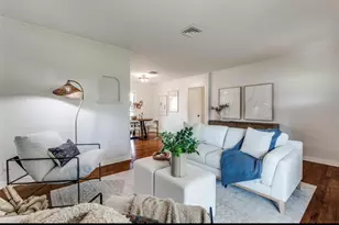 1323 Engle Ave, Dallas, TX 75224 - Photo 2