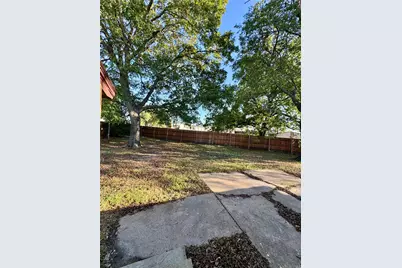 8018 S Reno Court, Dallas, TX 75217 - Photo 8