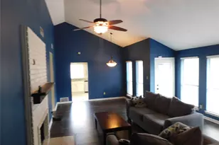 10630 Lone Pine Ln, Fort Worth, TX 76108 - Photo 4