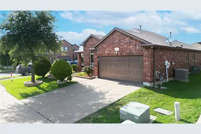 1801 Potrillo Lane, Fort Worth, TX 76131 - Photo 2