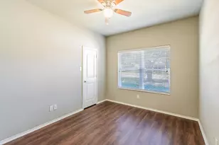 1502 Jane Ln, West, TX 76691 - Photo 16
