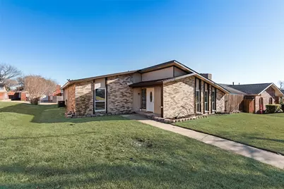 3422 Knoll Point Drive, Garland, TX 75043 - Photo 2