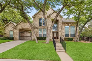 800 Timberwolf Ct, Crowley, TX 76036 - Photo 1